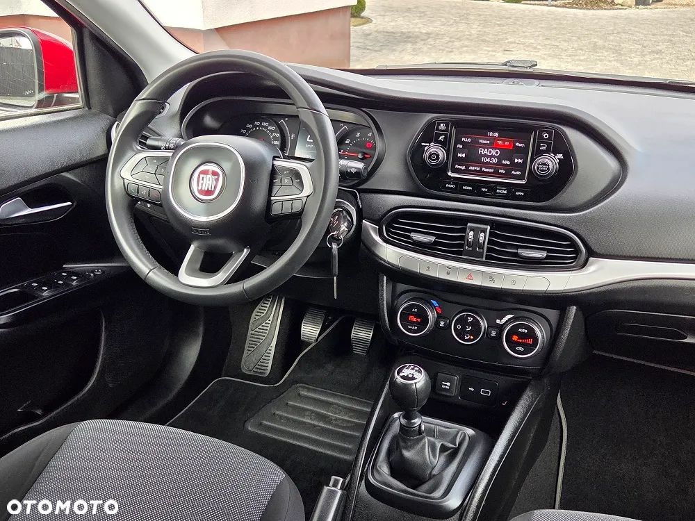 Fiat Tipo 1.4 16v Lounge EU6d - 20