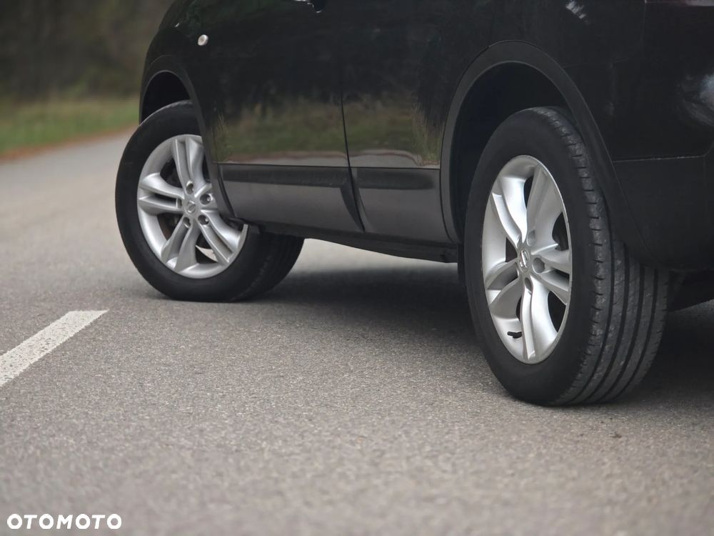 Nissan Qashqai 2.0 4x4 Tekna - 35