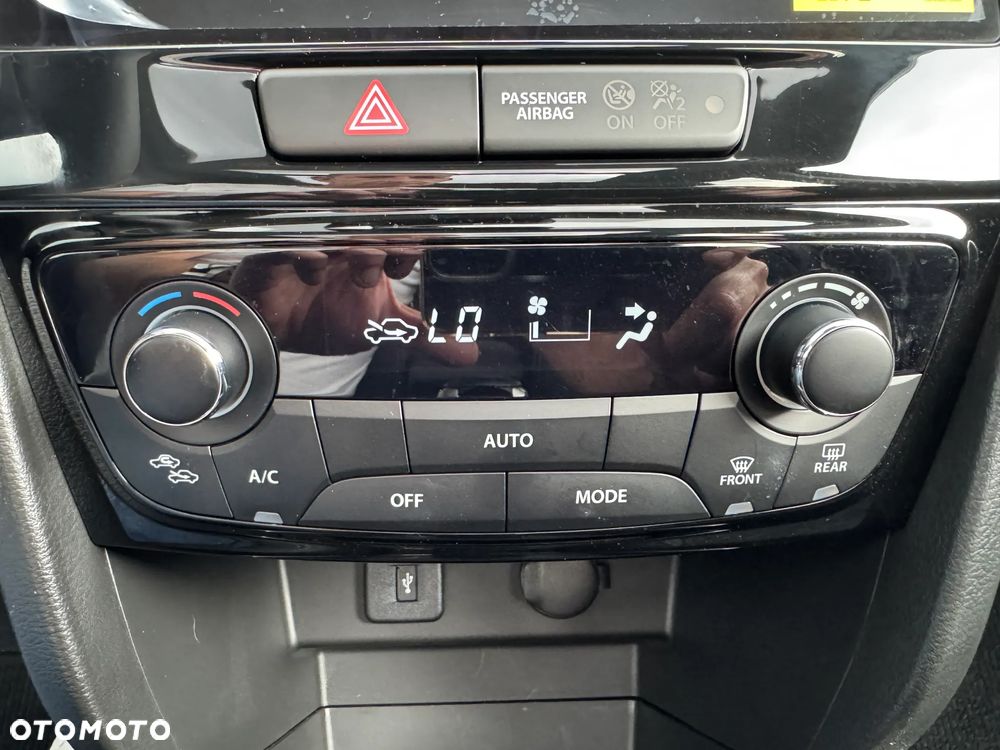 Suzuki Vitara 1.4 Boosterjet mHEV Elegance Sun 2WD - 21