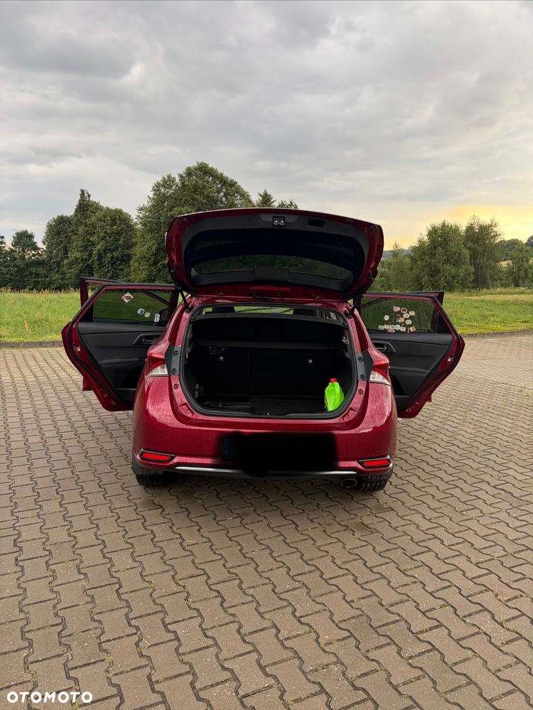 Toyota Auris 1.2 T Prestige - 10