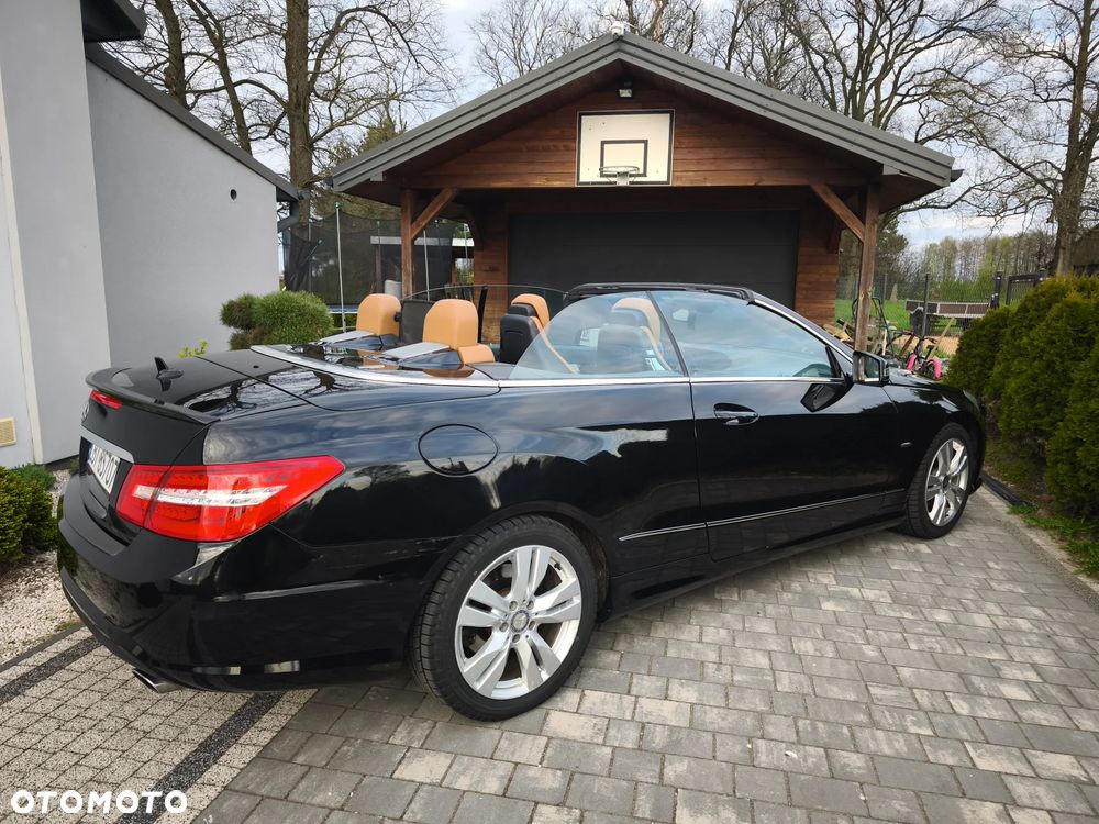 Mercedes-Benz Klasa E - 19
