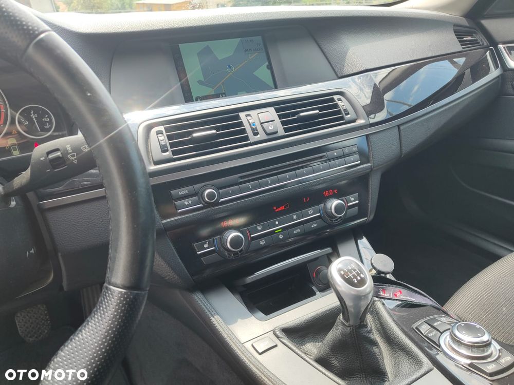BMW Seria 5 - 11