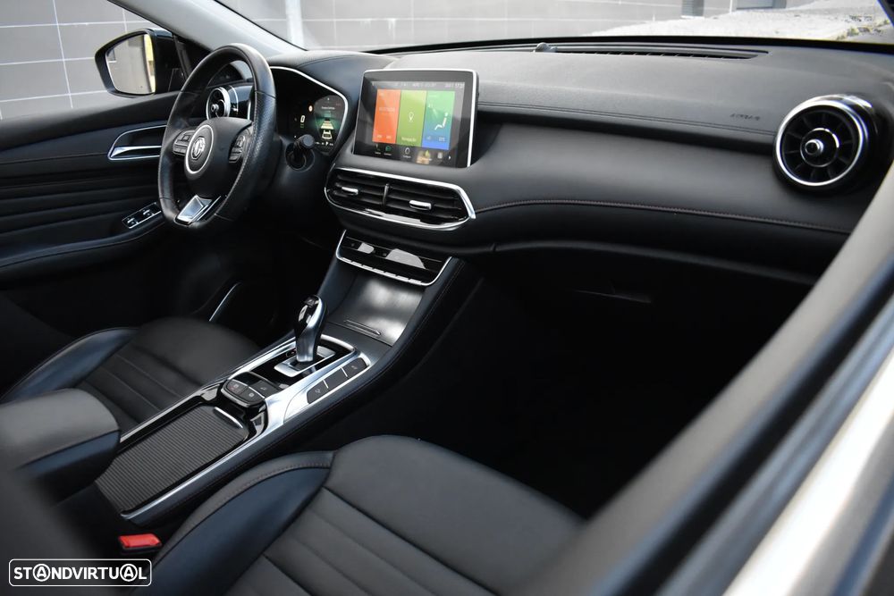 MG EHS 1.5 T-GDI Plug-in Hybrid Luxury - 47