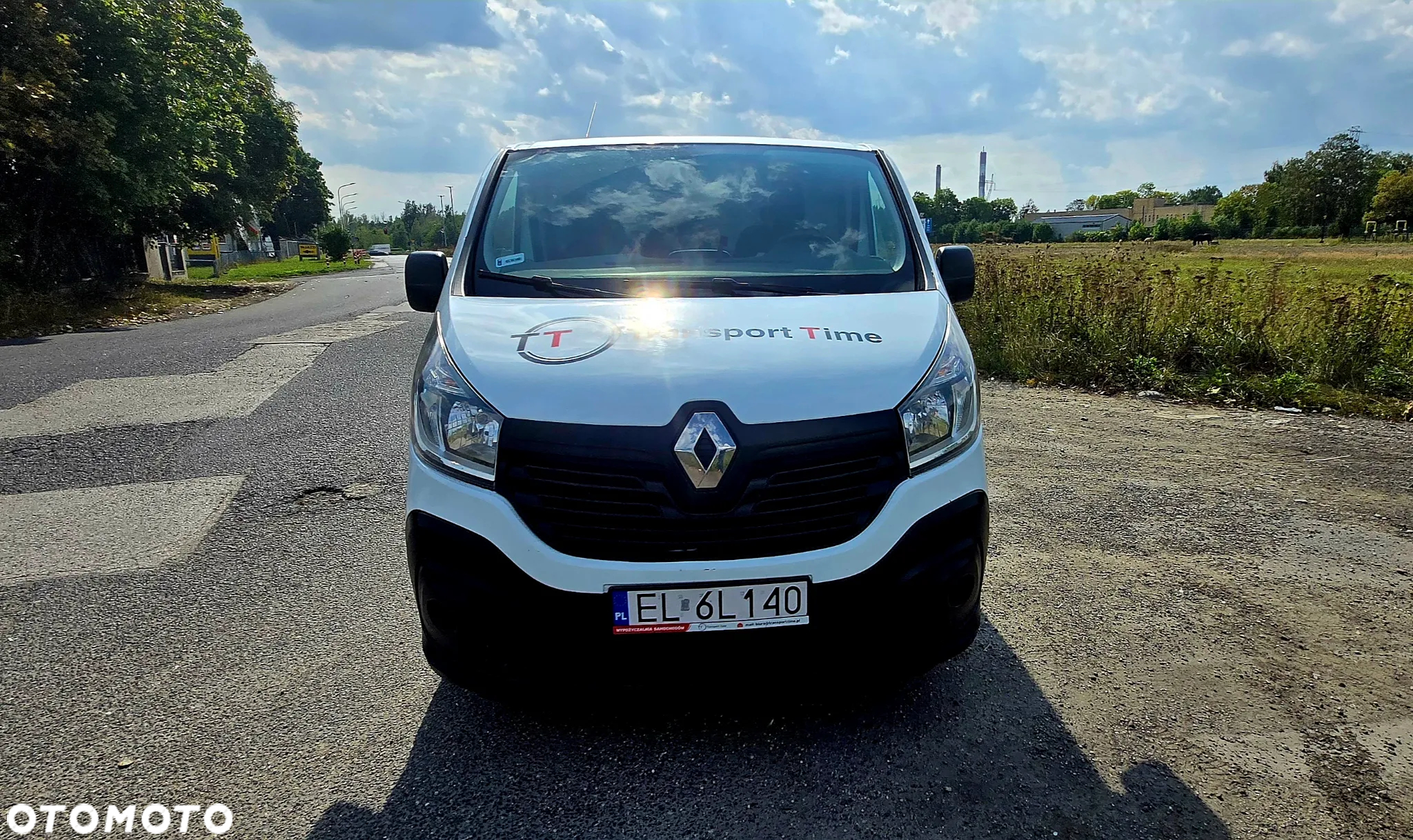 Renault TRAFIC - 2