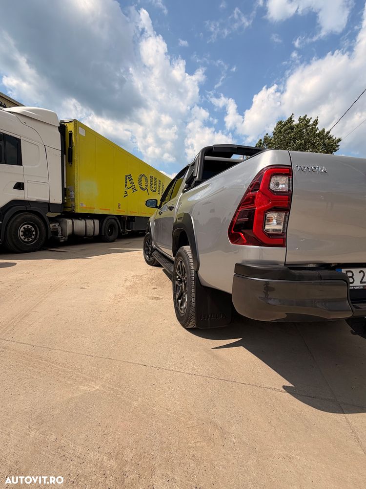 Toyota Hilux 2.8D 204CP 4x4 Double Cab AT GR Sport - 4