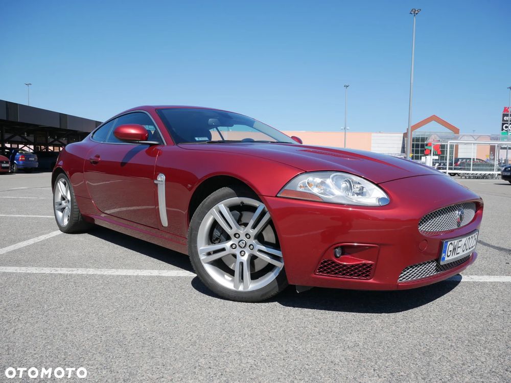Jaguar XK XKR - 4
