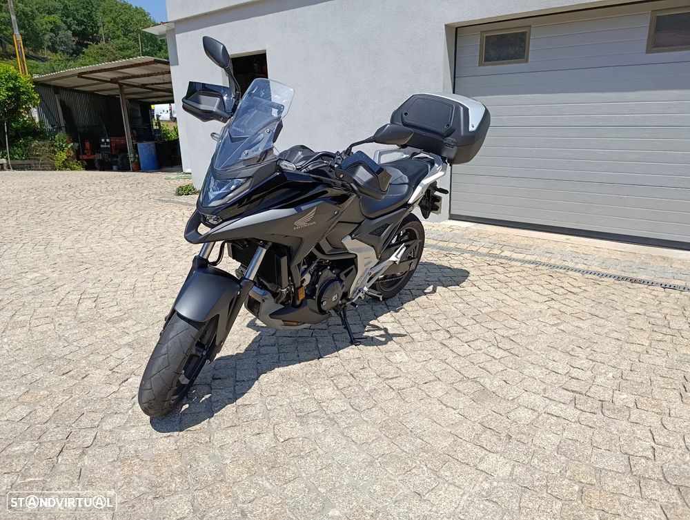 Honda NC750X HONDA NC 750X - 1