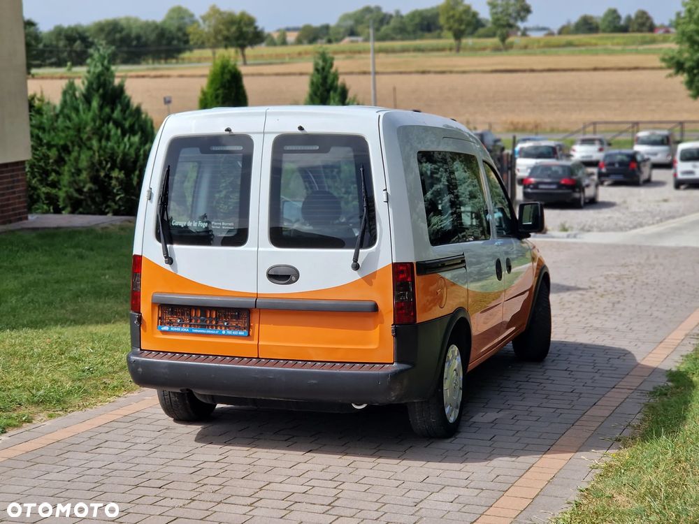 Opel Combo Tour 1.6 CNG Arizona - 10