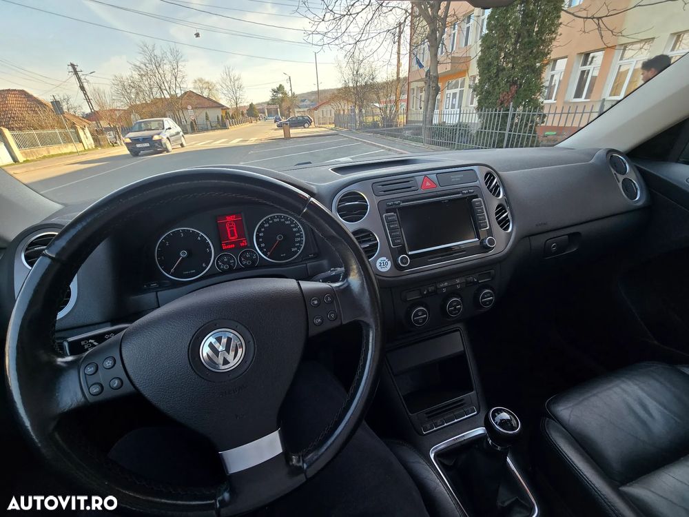 Volkswagen Tiguan 2.0 TDI DPF 4Motion Track&Field - 15