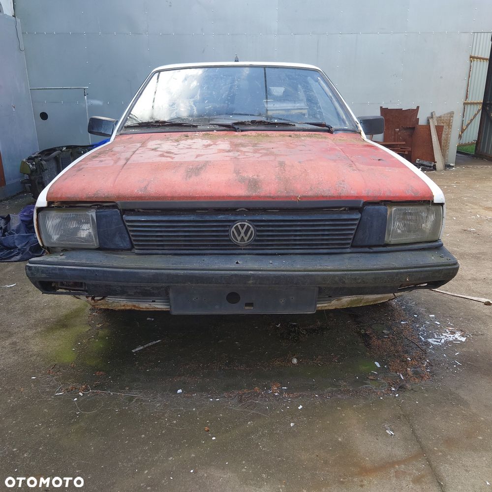 Volkswagen Passat - 2