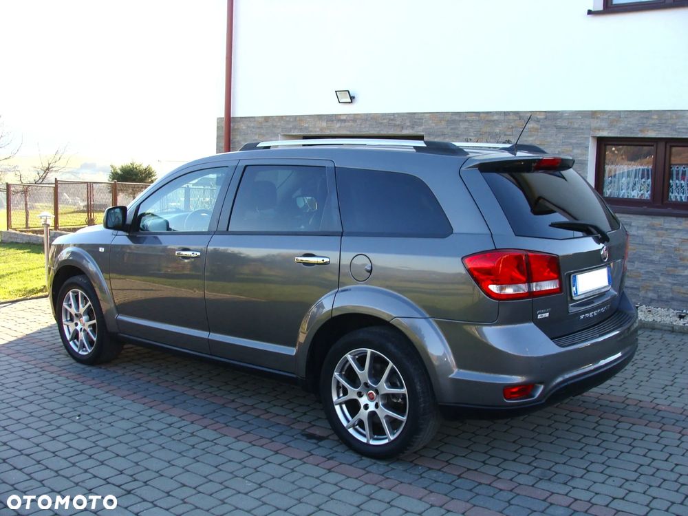 Fiat Freemont 2.0 Multijet Lounge AWD - 4