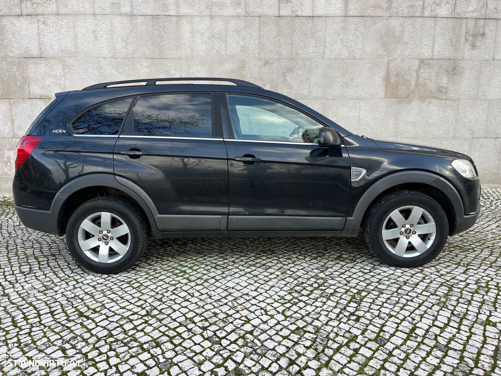 Chevrolet Captiva 2.0 VCDi Seven Extreme 7L - 27