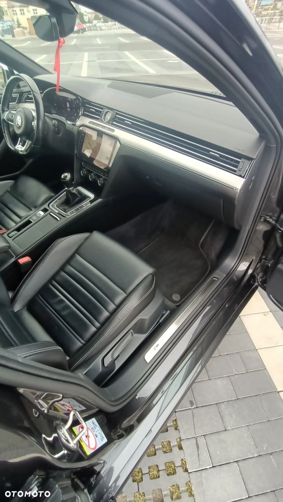 Volkswagen Passat 2.0 TDI BMT Highline - 36
