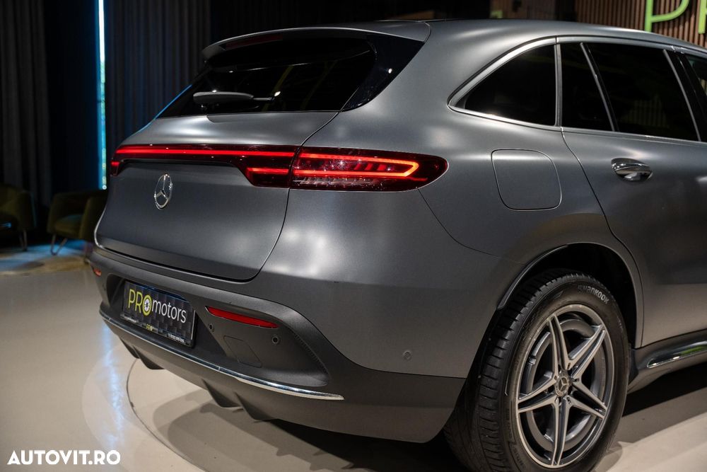 Mercedes-Benz EQC - 22