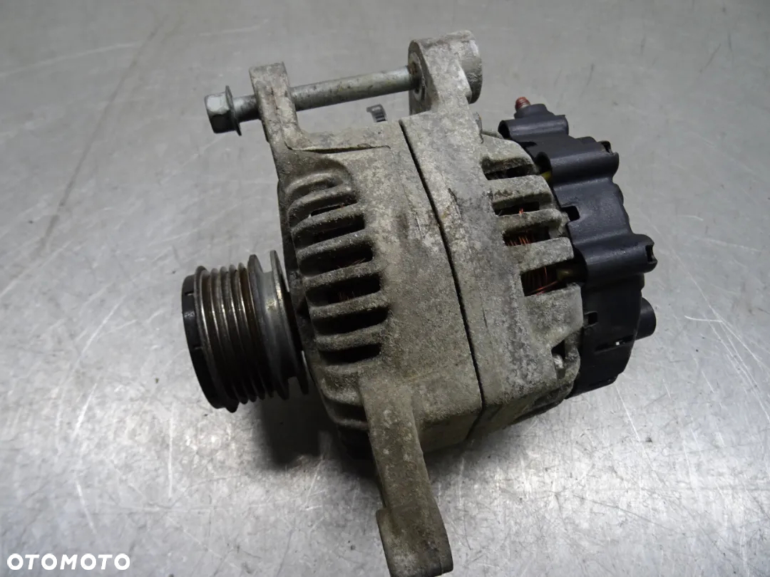 HYUNDAI GETZ LIFT 05-11 1.5CRDI ALTERNATOR 37300-2A010 - 3