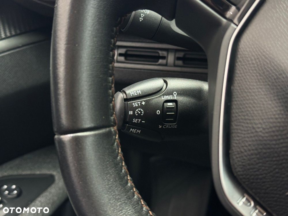 Peugeot 3008 1.2 PureTech Active - 21