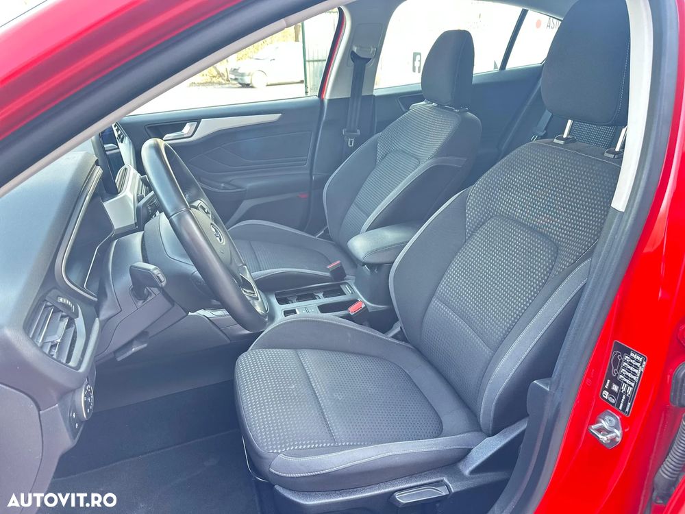 Ford Focus 1.5 EcoBlue Connected - 11
