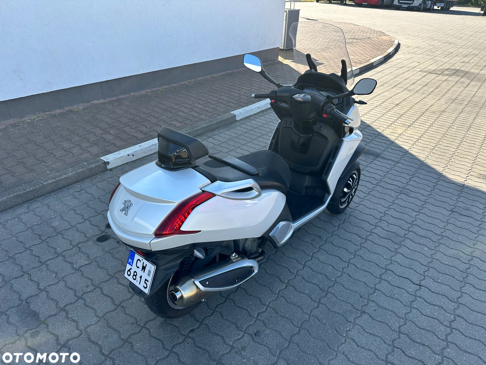 Peugeot Metropolis - 6