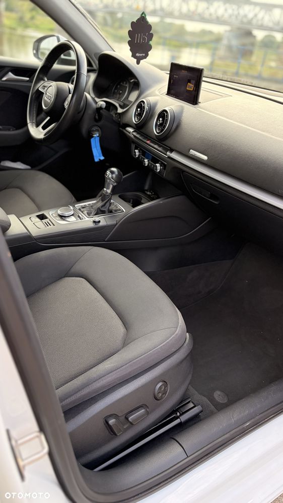 Audi A3 Sportback - 8