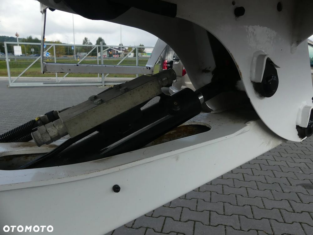 Renault MASTER / PODNOŚNIK KOSZOWY / ZWYŻKA 12M / - 3