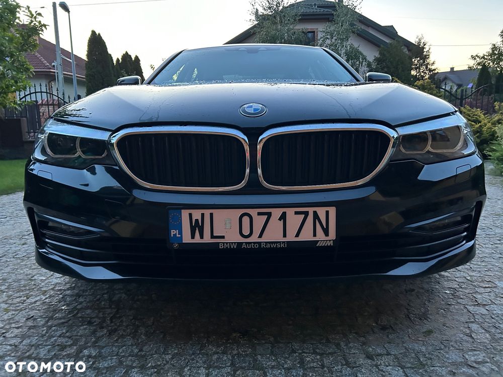 BMW Seria 5 518d Sport Line - 25
