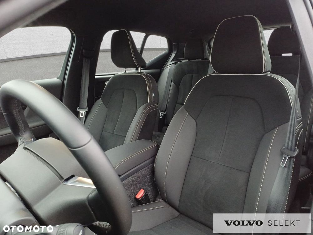 Volvo XC 40 - 12