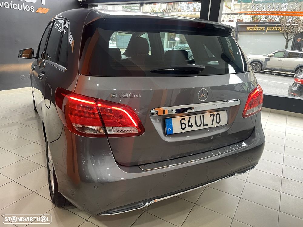 Mercedes-Benz B 180 d Style - 5