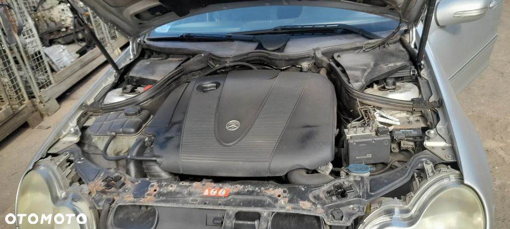 MERCEDES W203  Panel klimatyzacji A2038304085 - 8