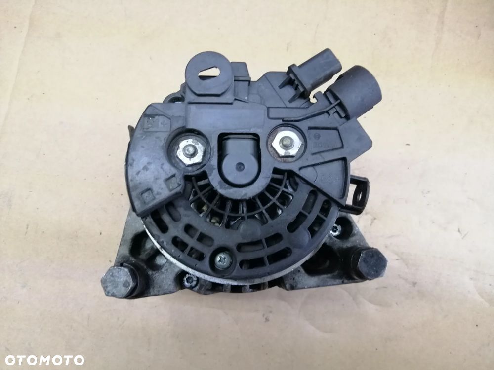 Citroen Berlingo II 1.6 HDi alternator Bosch 150A  0986046240 - 7