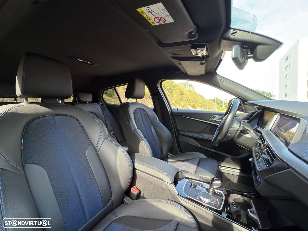 BMW 116 d Pack 50 anos M Auto - 8