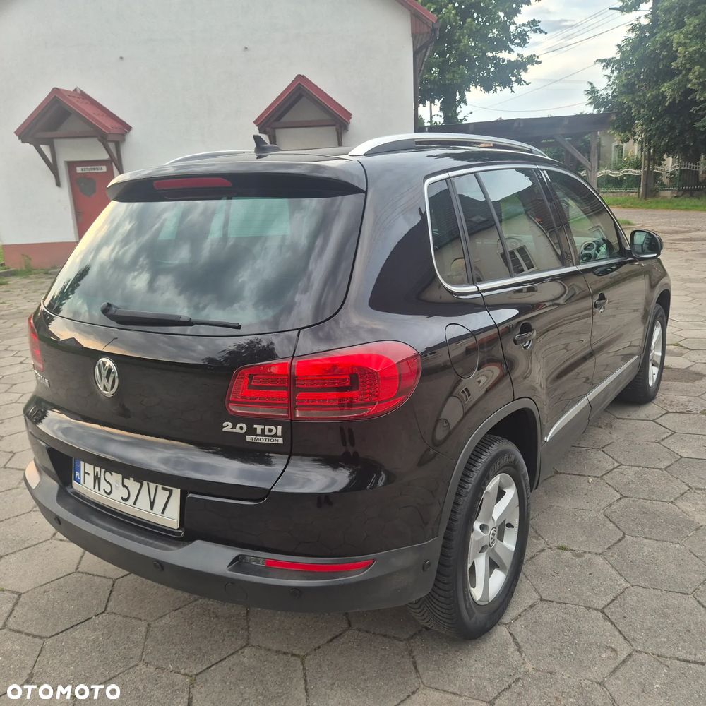 Volkswagen Tiguan 2.0 TDI DPF 4Motion BlueMotion Technology Lounge Sport & Style - 9
