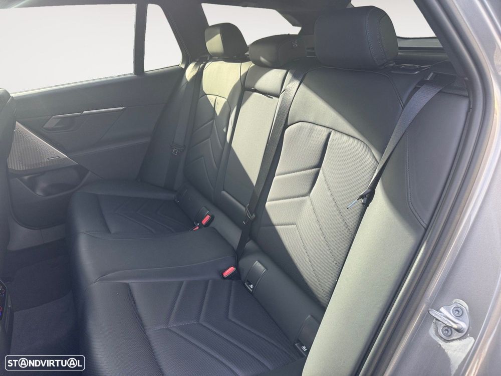 BMW i5 eDrive40 Pack Desportivo M - 13