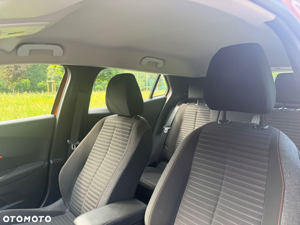 Peugeot 2008 1.2 PureTech Active Pack S&S - 12