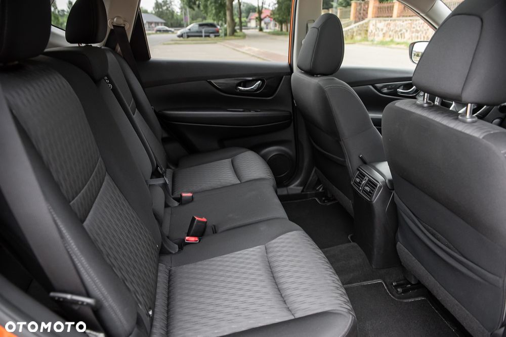Nissan X-Trail 2.0 dCi ALL-MODE 4x4i Tekna - 29