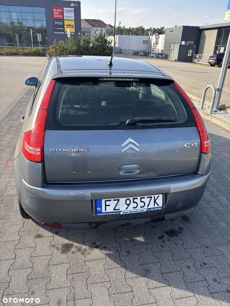 Citroen C4 2004 photo 3