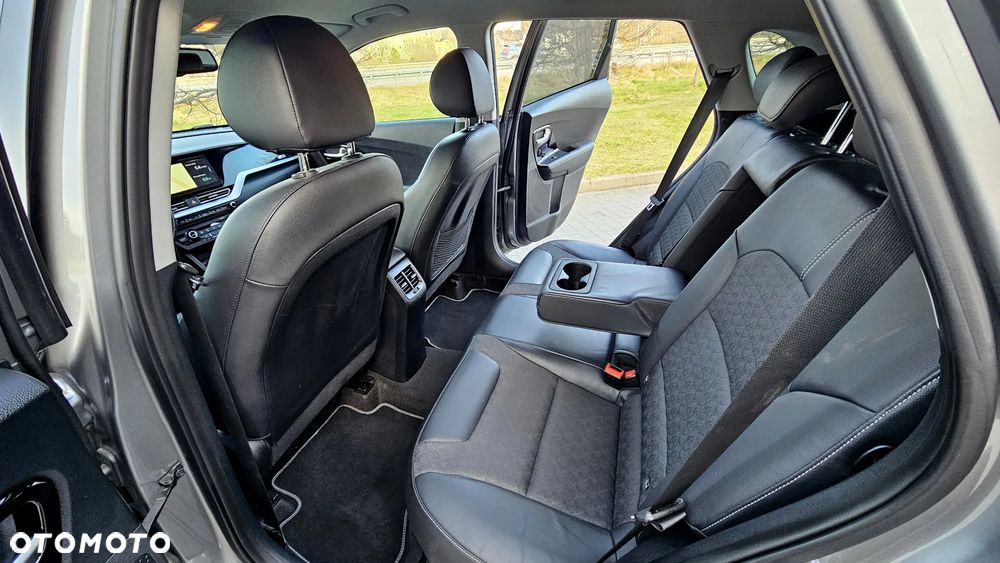 Kia Niro 1.6 GDI 2WD Edition 7 - 33