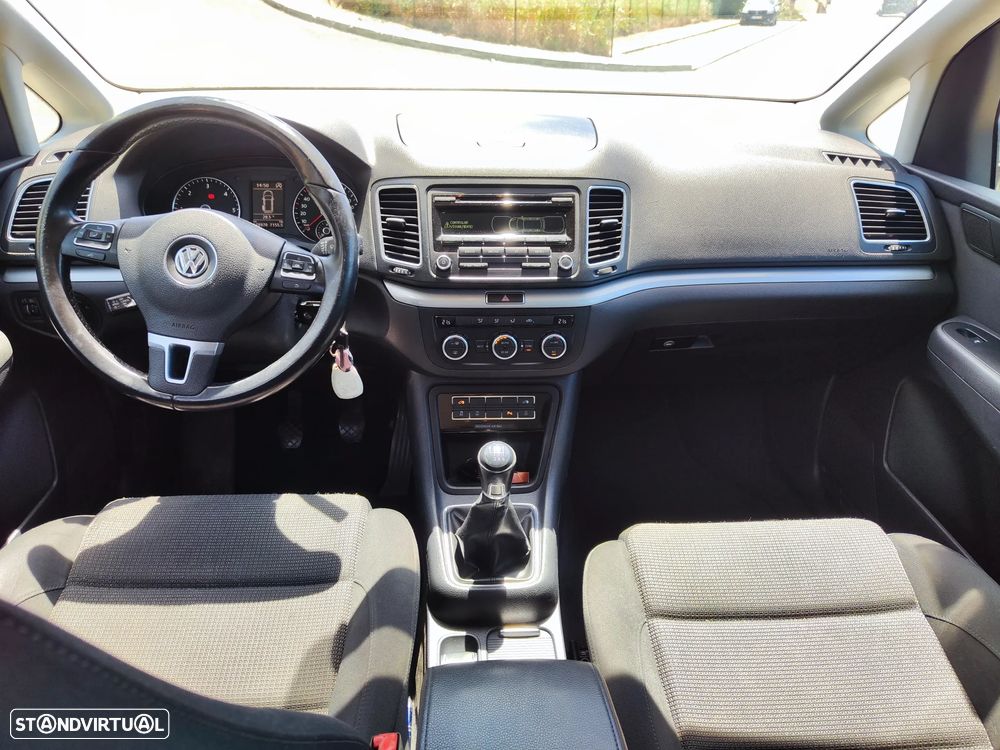 VW Sharan 2.0 TDI Confortline - 8
