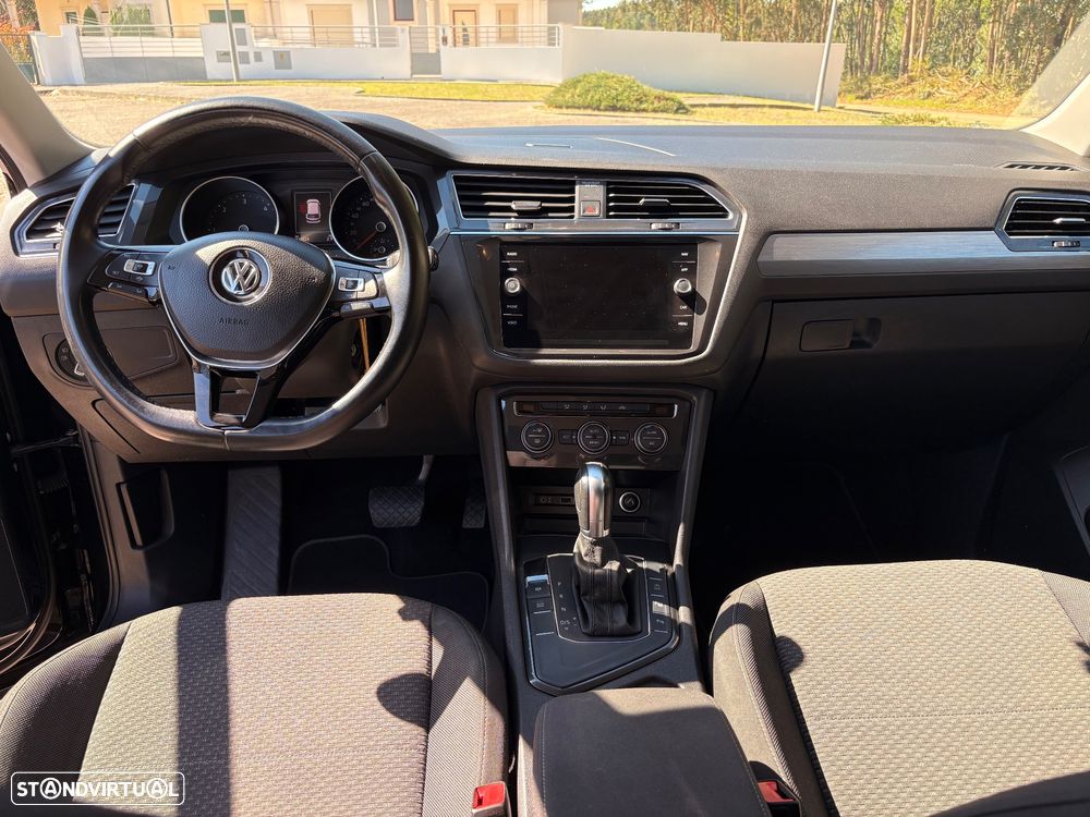 VW Tiguan Allspace 2.0 TDI Confortline DSG - 14