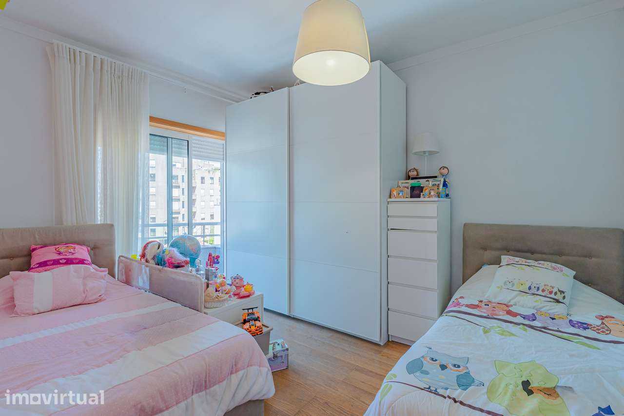 Apartamento, 140 m², Mafamude e Vilar do Paraíso - Grande imagem: 4/23
