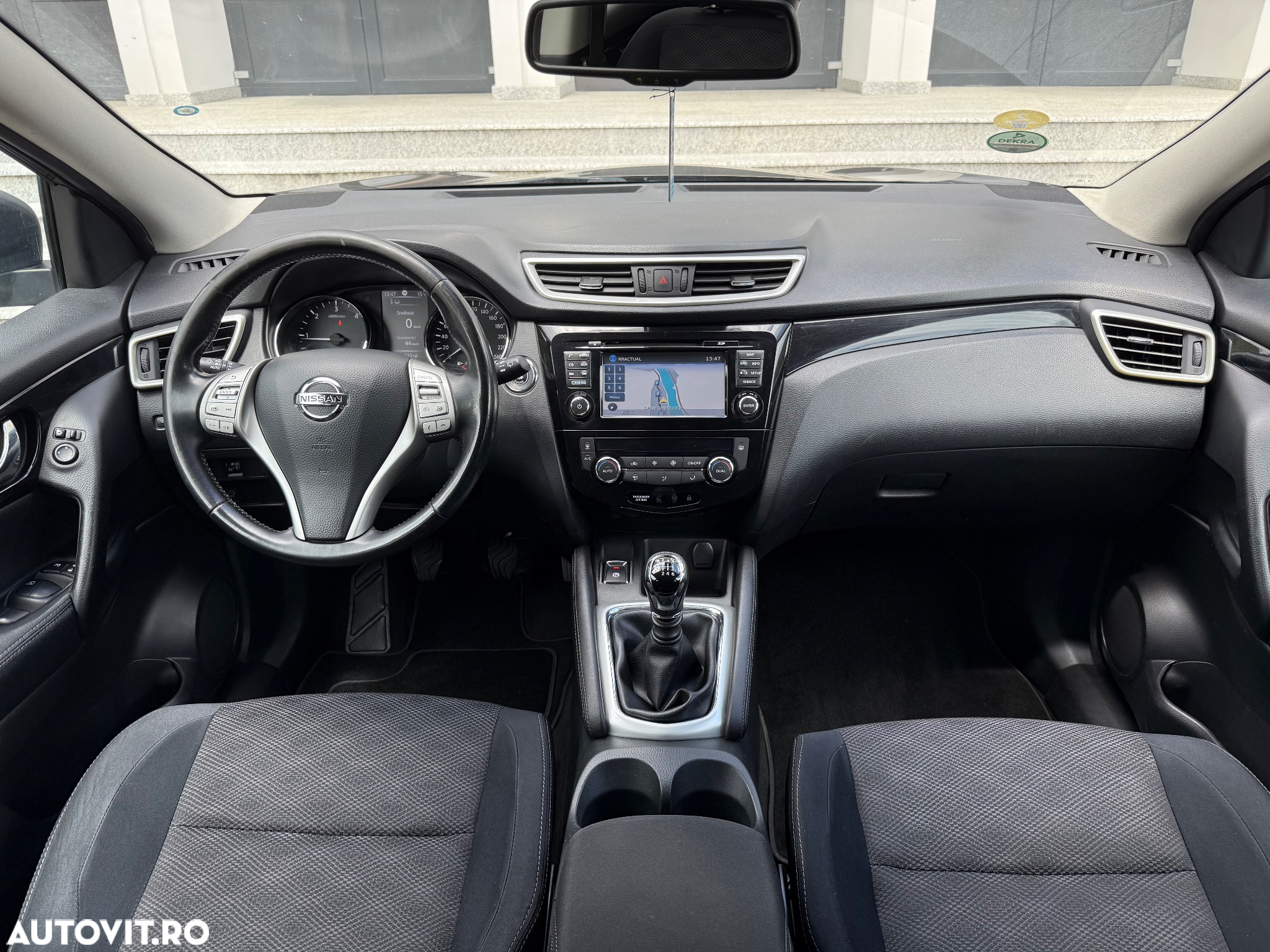 Nissan Qashqai 1.5 DCI N-Connecta - 10