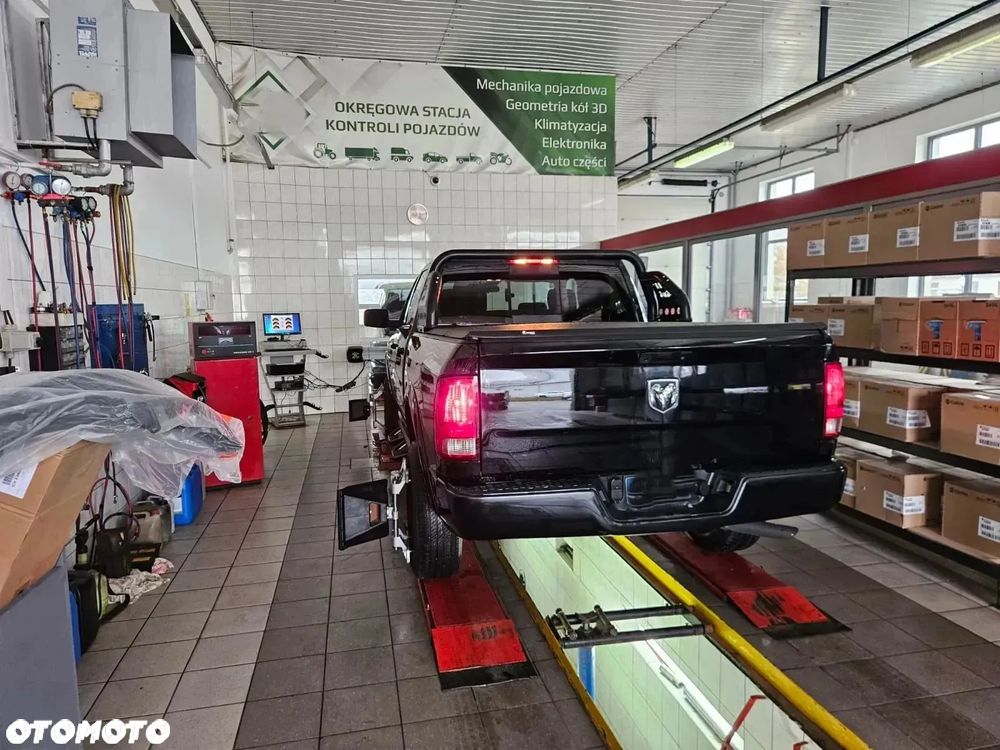 Dodge RAM 1500 5.7 4x4 - 13