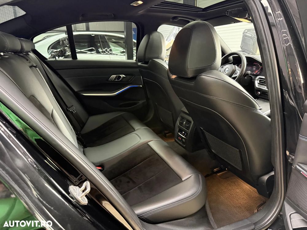 BMW Seria 3 320d xDrive Aut. M Sport - 27
