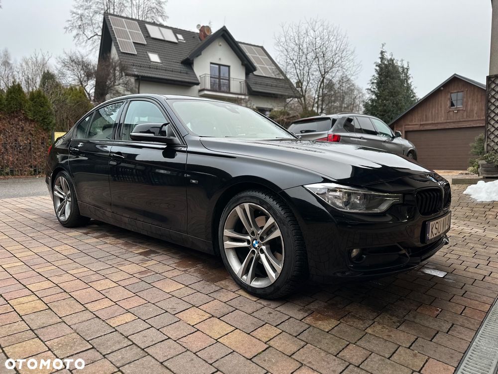 BMW Seria 3 320d DPF Edition Sport - 3