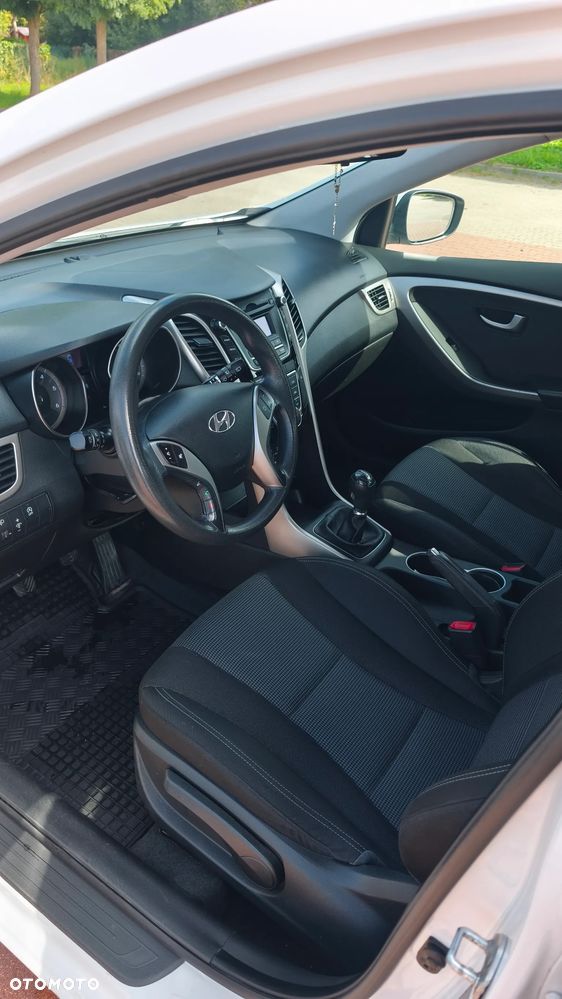 Hyundai i30 1.6 CRDi Classic - 9