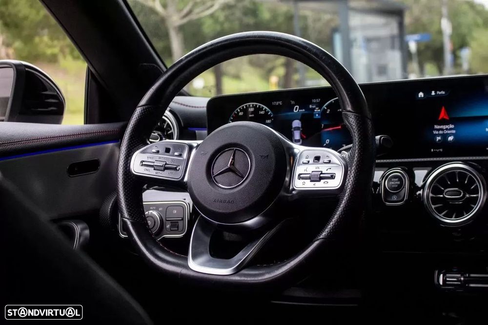 Mercedes-Benz CLA 180 d Shooting Brake AMG Line Aut. - 30