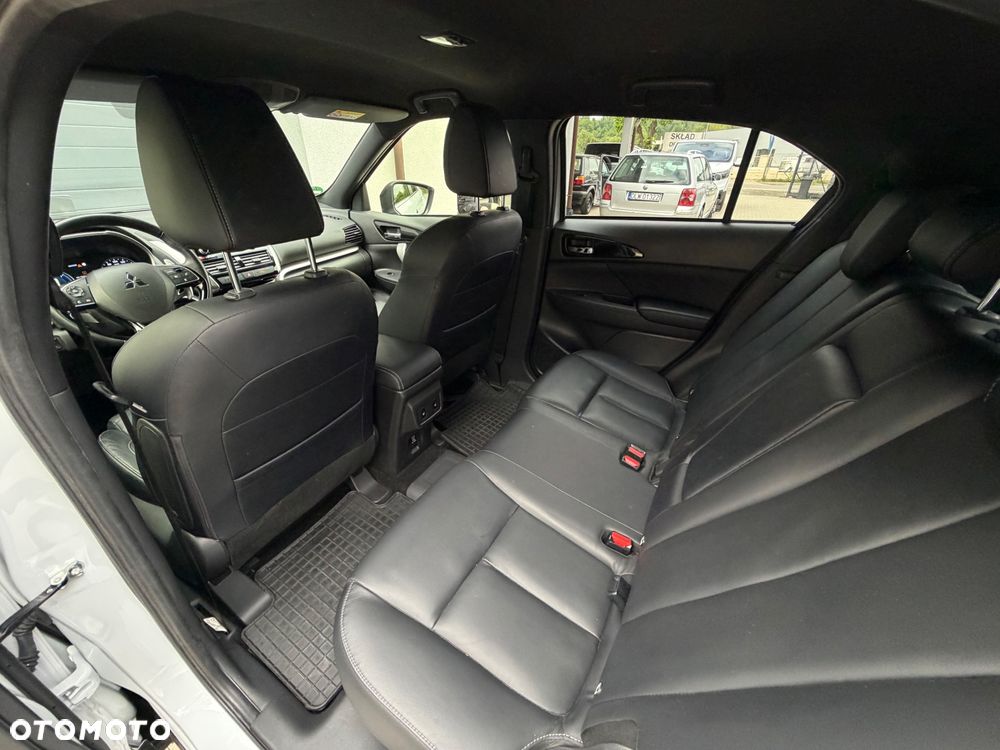 Mitsubishi Eclipse Cross 2.4 PHEV Invite Plus - 13