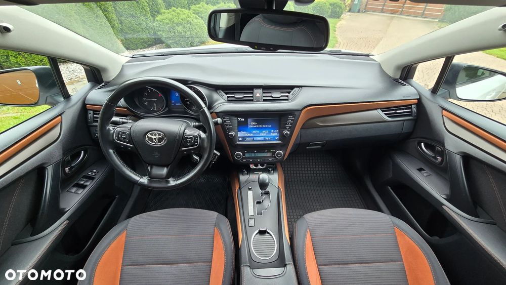 Toyota Avensis - 26