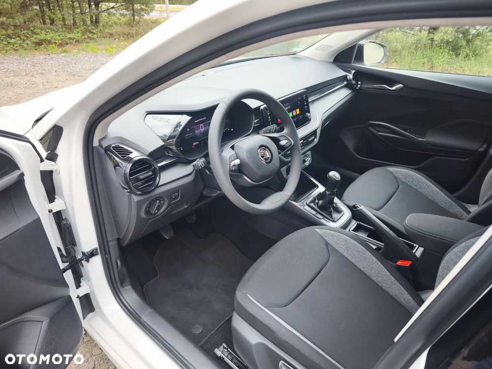 Skoda Fabia 1.0 Style - 10