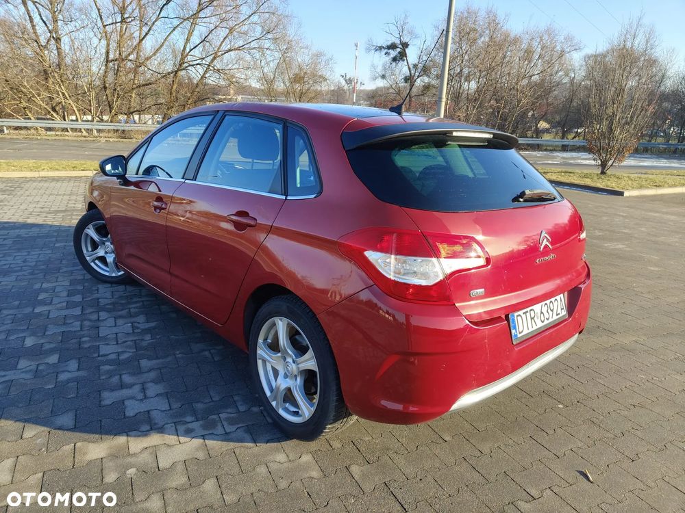 Citroën C4 e-HDi 115 ETG6 Selection - 12