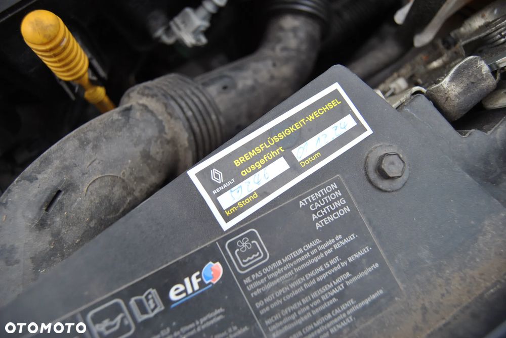 Renault Clio 1.2 16V Limited EU6 - 32